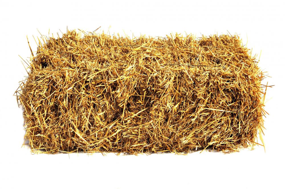 In the agronomy industry, sodium diacetate is applied to livestock feed such as hay in an effort to improve bioavailable nutrient levels.