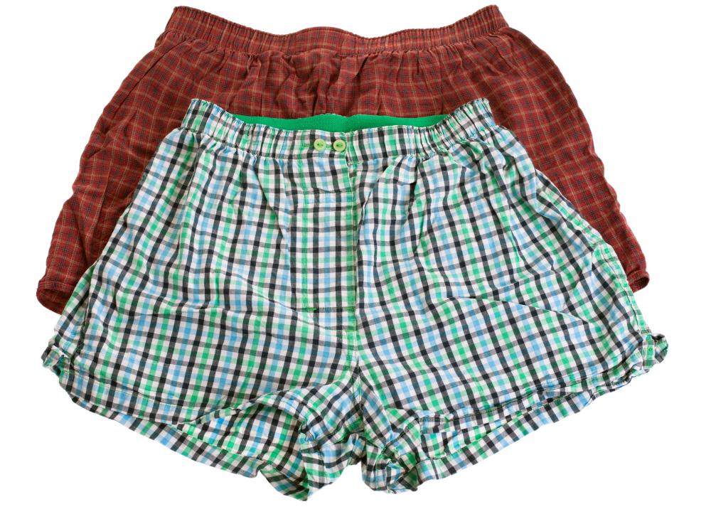 Cotton boxers allow air flow and keeps the affected area cool.