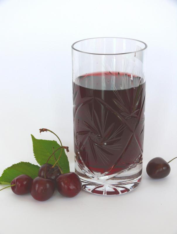 The health benefits of cherries are not lost when made into a juice.