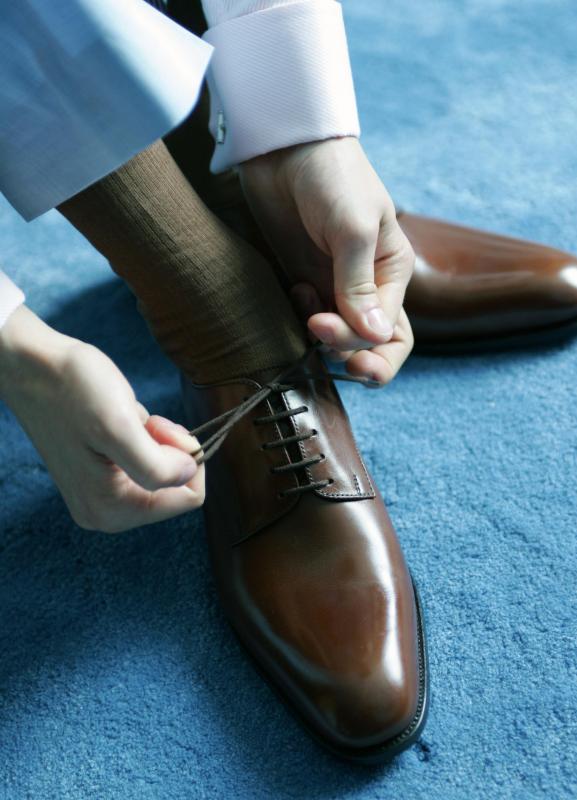 Individuals with agraphia may experience difficulty with other fine motor skills, like tying shoes.