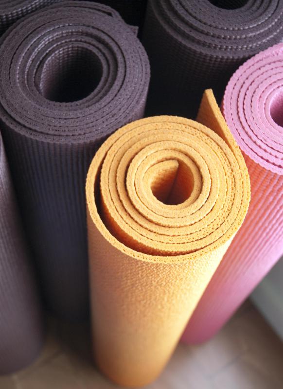 There are a number of ways to keep yoga mats clean and sanitary.