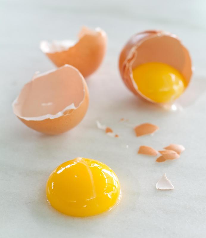 Egg yolks are a good source of vitamin B5.