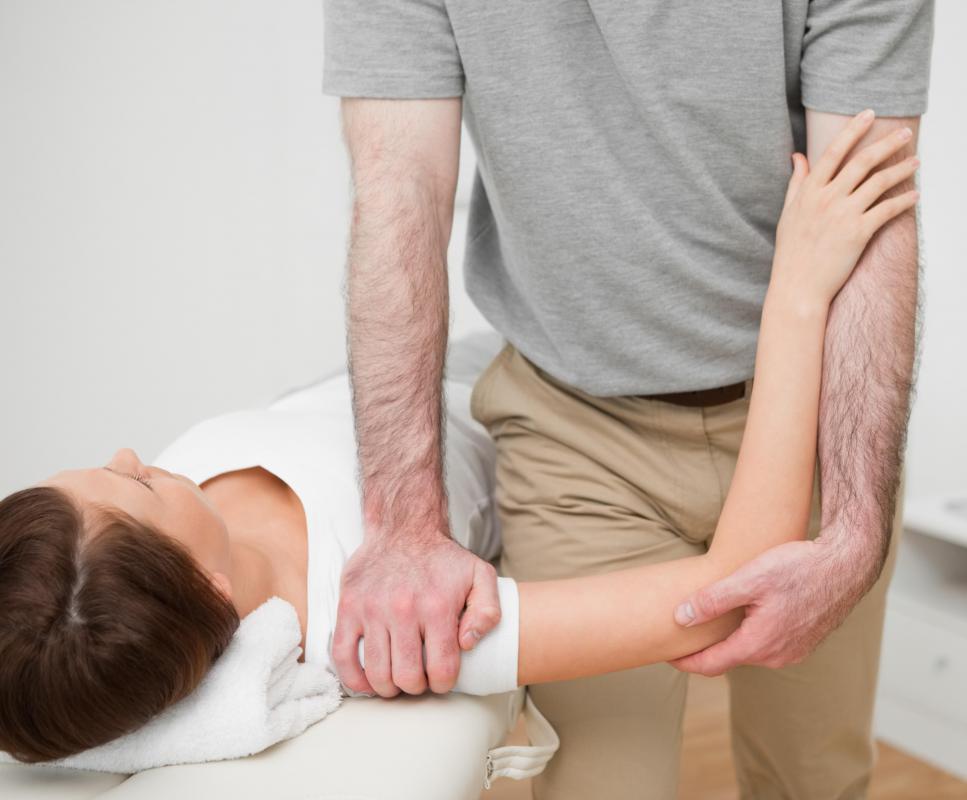 People who have sustained supraspinatus muscle injuries may benefit from physical therapy.