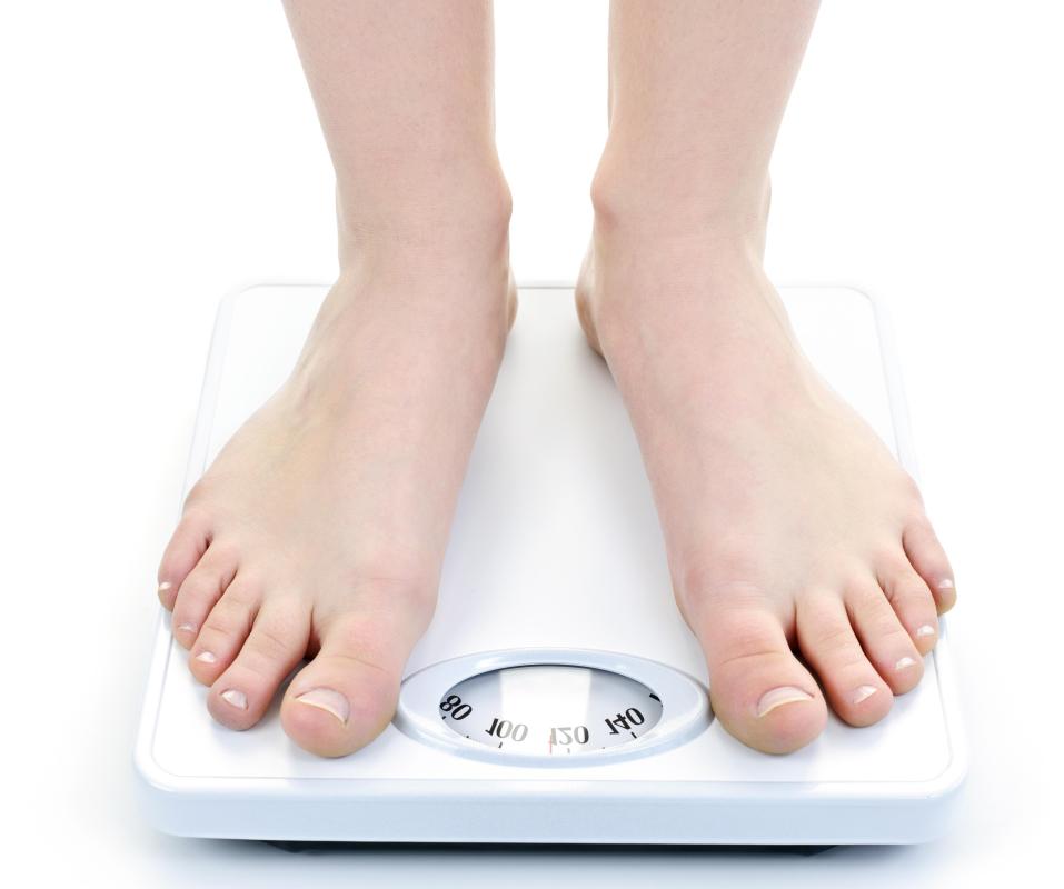 Ab crunches are a great exercise for people looking to shed weight.