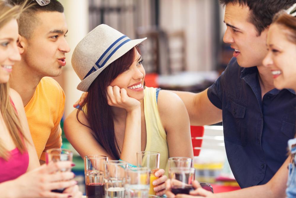 Familiar strangers may form friendships based on similar interests.