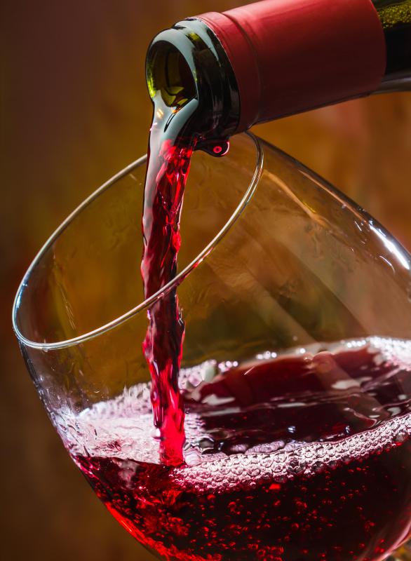 The anti-oxidants extracted from red wine include anthocyanins, resveratrol, and polyphenols.