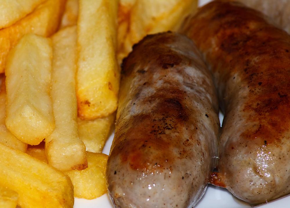 Foods that are greasy contribute to obesity.