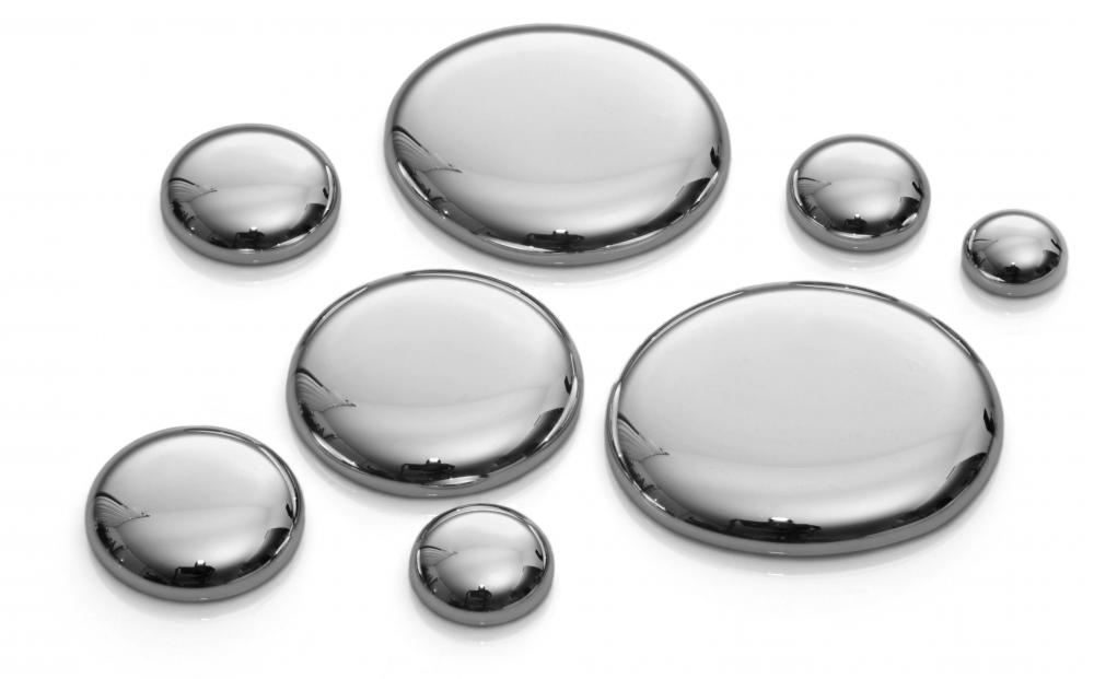 Mercury thermometers contain between 0.02 ounces to 0.1 ounces of liquid mercury.