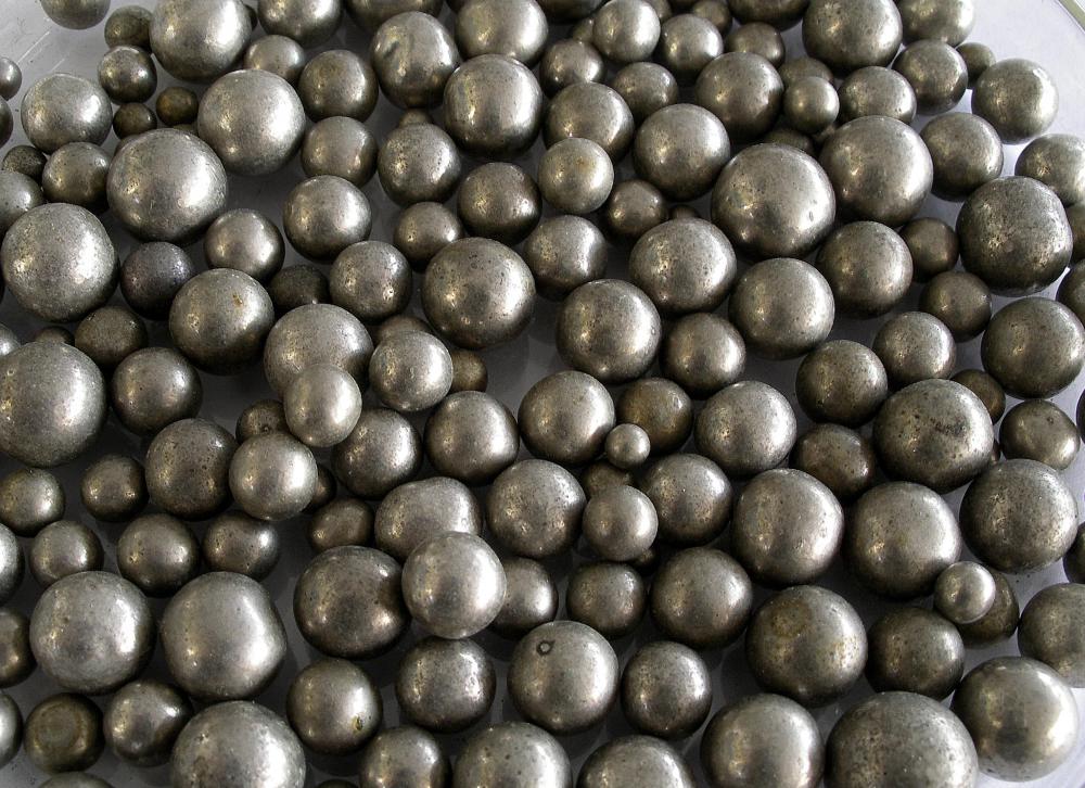 Most cases of belt buckle rash is caused by an allergy to nickel or some other metal found in belt buckles.