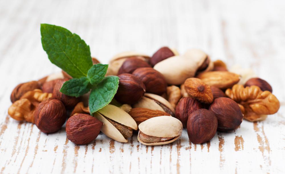 Many nuts have low glycemic indexes.