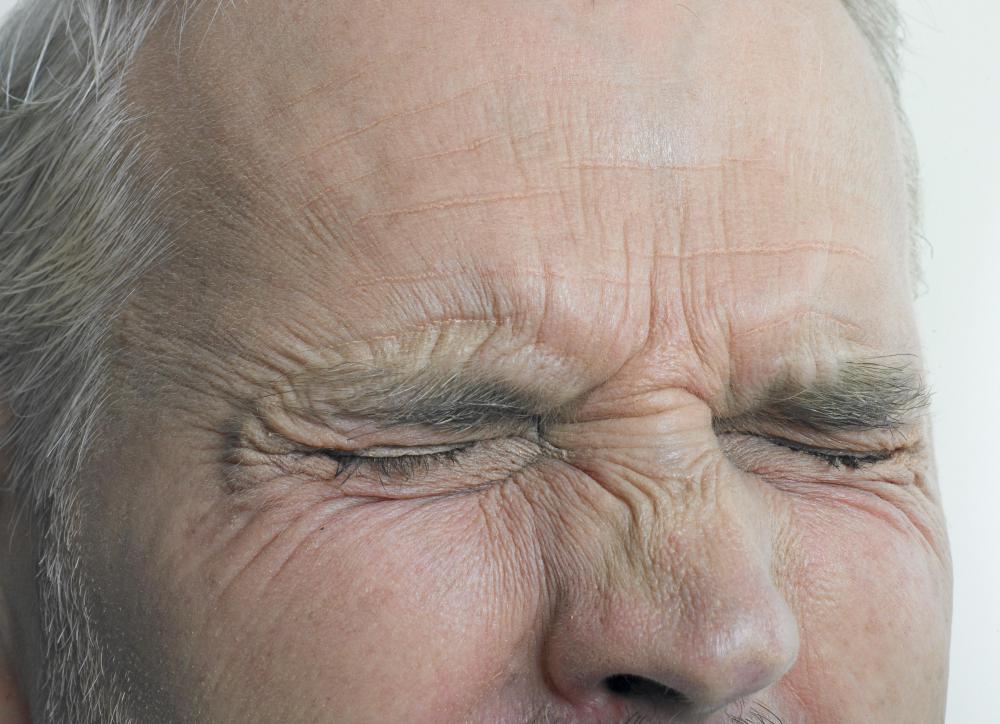Symptoms of ocular toxoplasmosis may include eye pain.