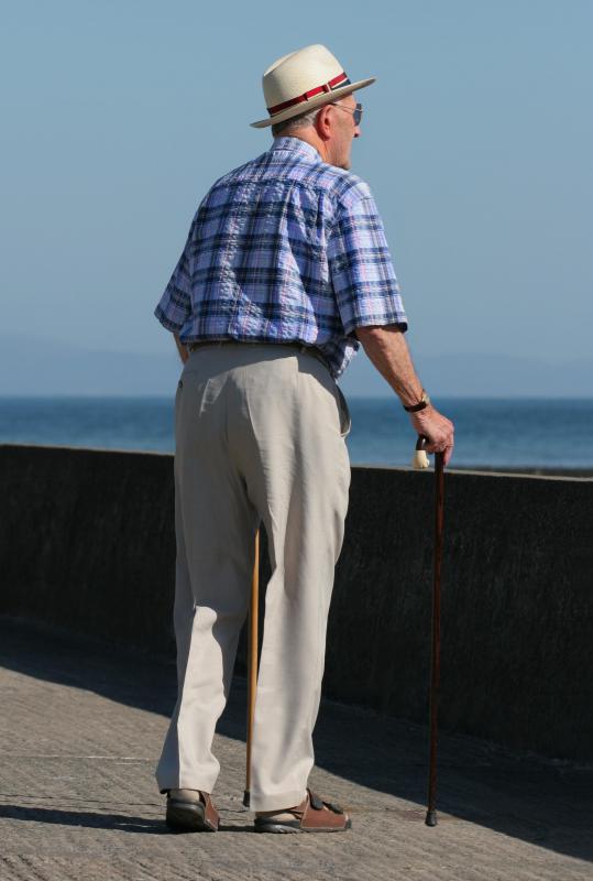 Failure of the prosthetic joint is a long-term hip replacement complication requiring a second surgery.