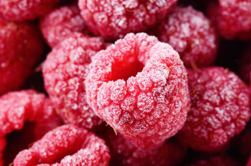 Raspberries contain anthocyanosides.