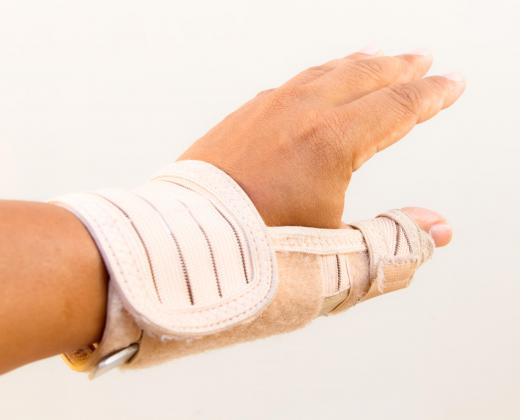 A splint may be helpful for individuals suffering from trigger thumb.