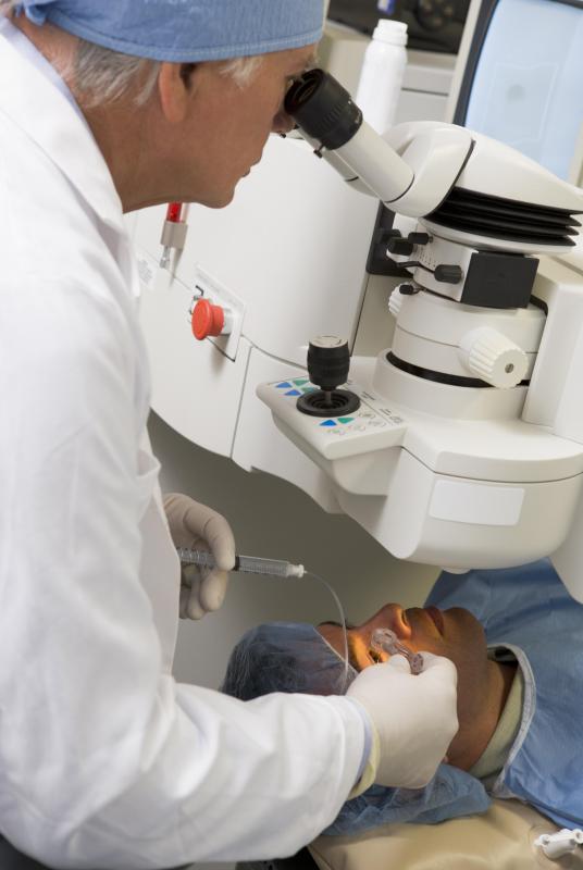 Excimer lasers are used for eye surgery.