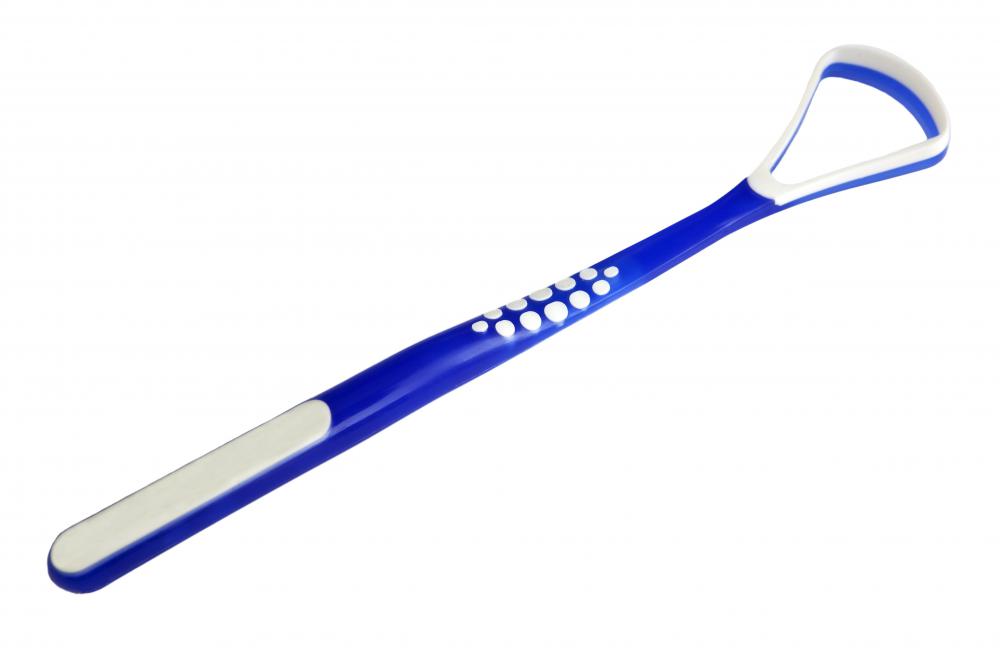 Yellow tongue can easily be removed with a tongue scraper.