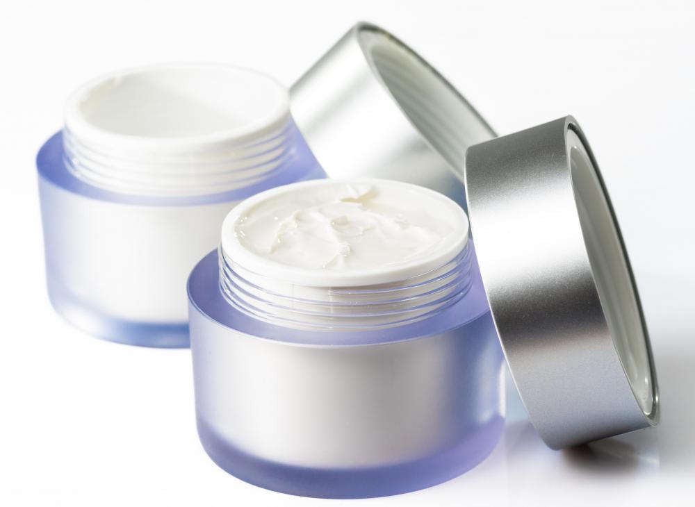 Hyaluronic acid keeps the skin plump and smooth.