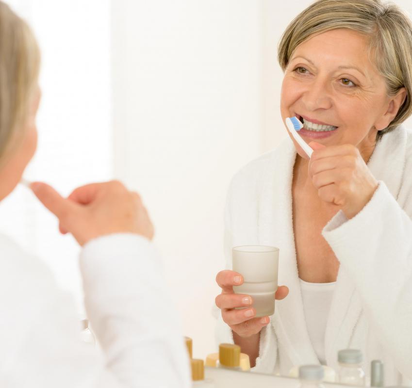 Some people take garlic extract supplements to treat and prevent gum disease or canker sores.