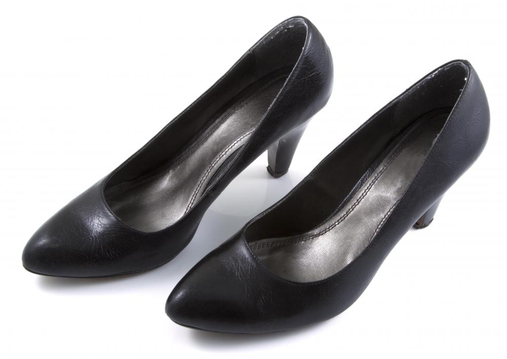 Taking a break from high heeled shoes can help ease the pain of a sore heel.