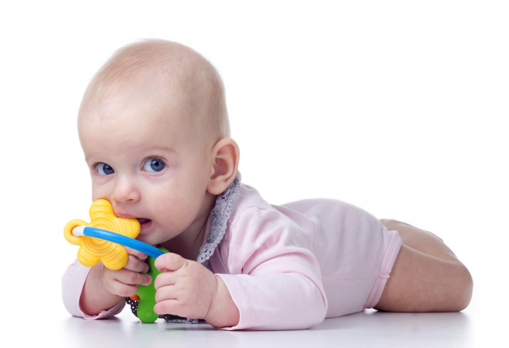 What are the Side Effects of Teething? (with pictures)