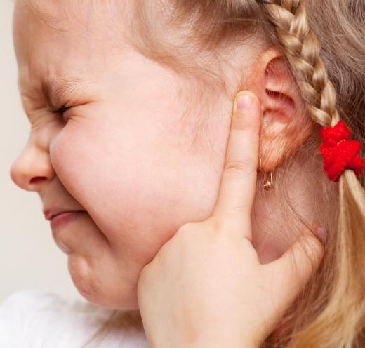 Children with Kenner syndrome often develop a hypersensitivity to sound.