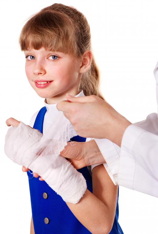 What are Common Causes of Wrist Joint Pain? (with pictures)