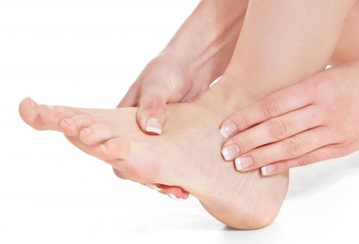 Applying ice and elevating the foot can relieve foot pain and swelling.