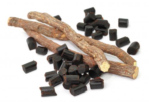 Licorice might be helpful in those experiencing acid reflux as a symptom of hernia.