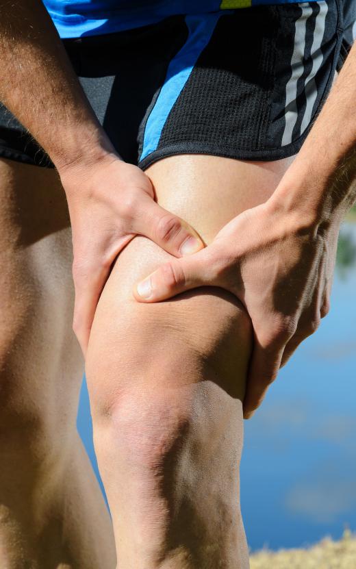 Individuals who have a history of knee dislocation are more likely to suffer from patella maltracking.