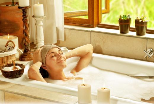 Tea tree oil may be added to a warm bath to help heal sores associated with herpes.