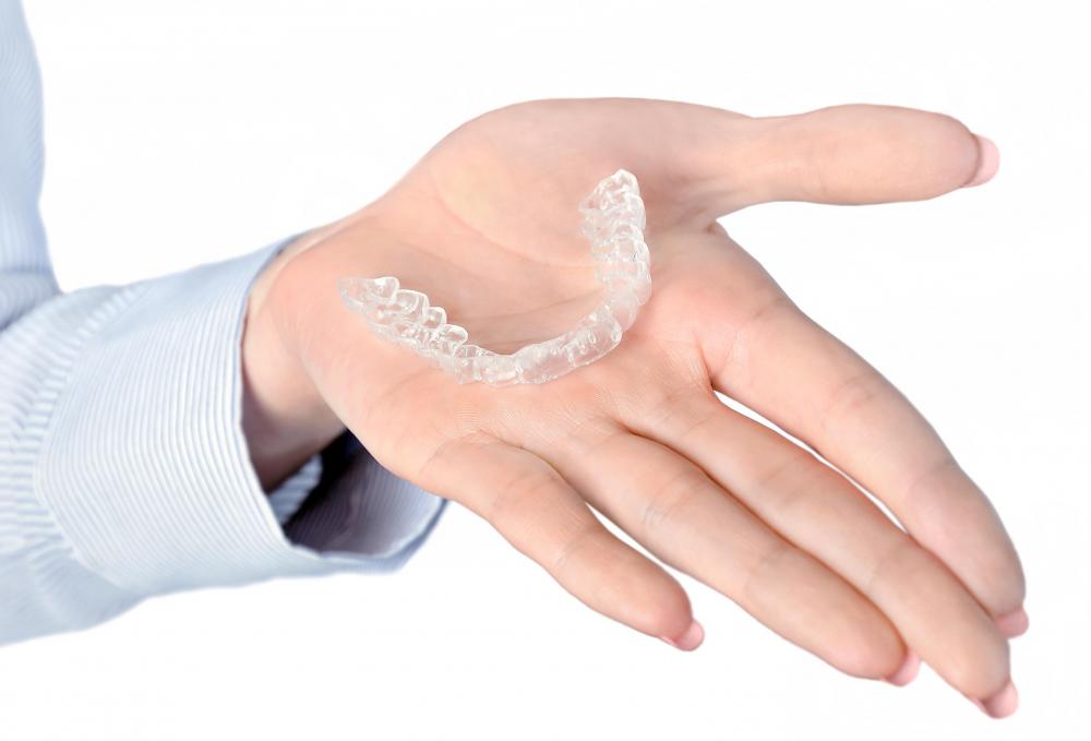 What Causes Tooth Sensitivity to Heat? (with pictures)